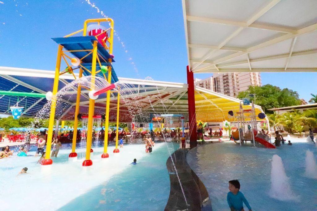 Spazzio Diroma Com Acesso Ao Acqua Park - Temporada Cn Adriele Caldas Novas Bagian luar foto