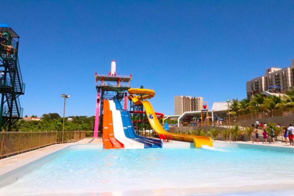 Spazzio Diroma Com Acesso Ao Acqua Park - Temporada Cn Adriele Caldas Novas Bagian luar foto